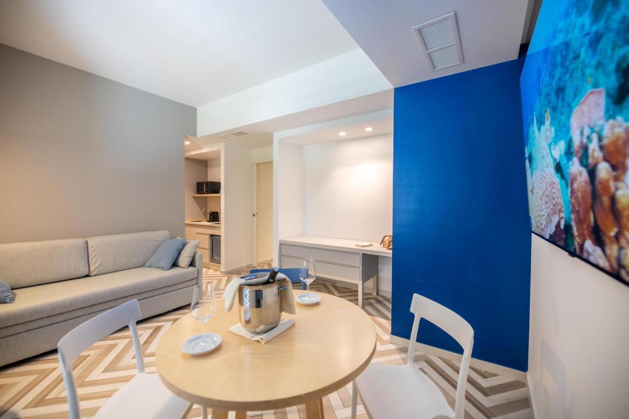 Amarina Suite Emotion Marina di Pietrasanta Buitenkant foto