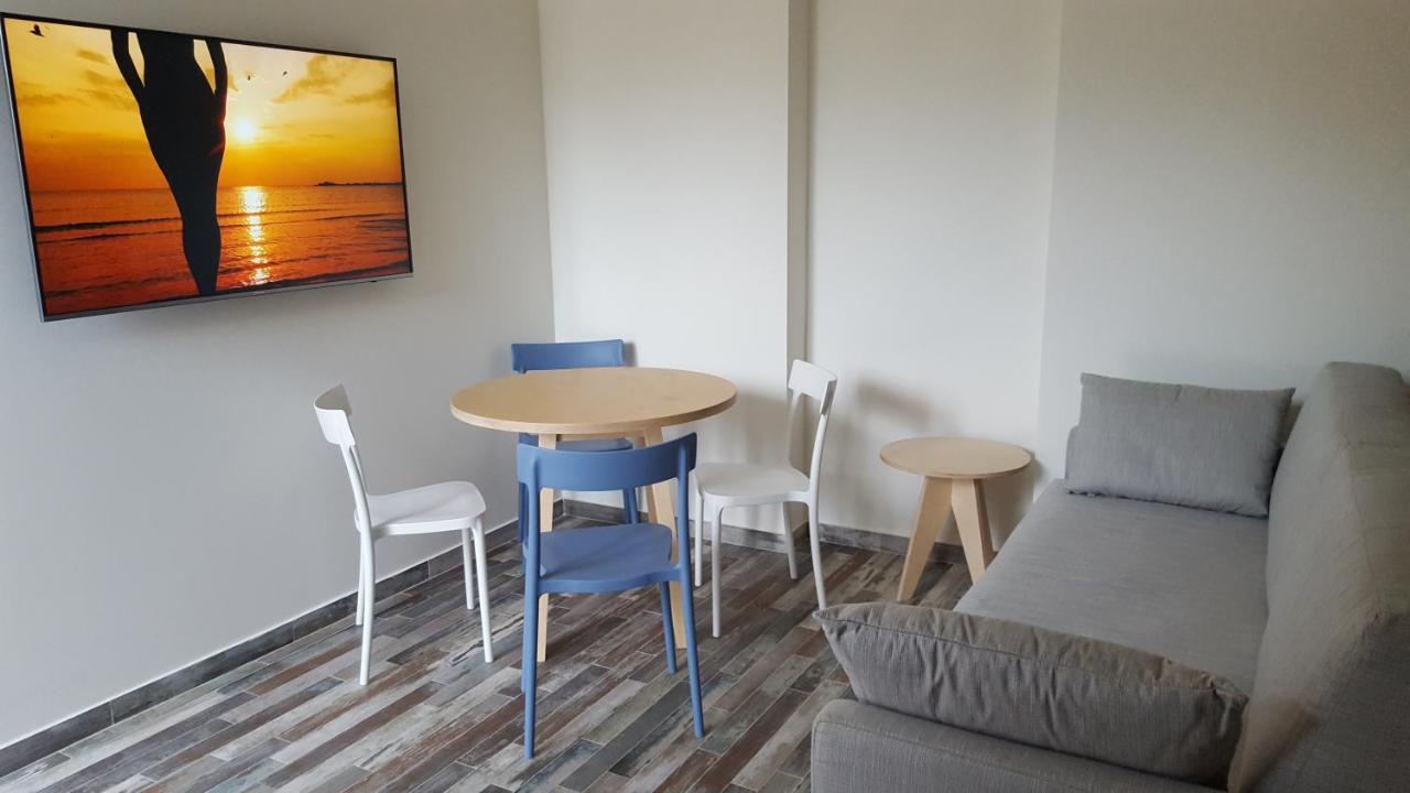 Amarina Suite Emotion Marina di Pietrasanta Buitenkant foto